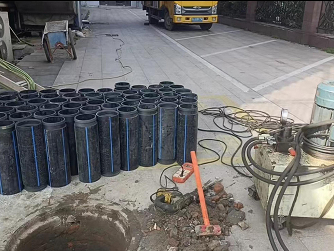 揭西PE置换管厂家 DN315置换管 非开挖管短管置换